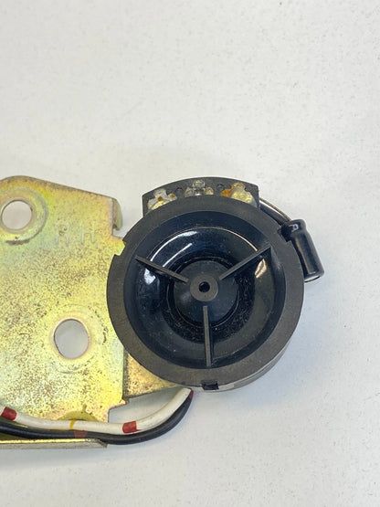 1998 99 00 2001 NISSAN ALTIMA FRONT RIGHT PASSENGER TWEETER SPEAKER 28148-9E010
