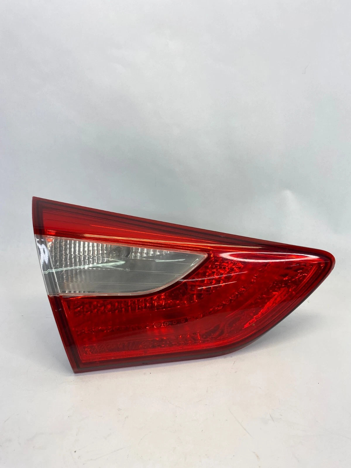 2013-2017 HYUNDAI ELANTRA GT HATCHBACK LEFT SIDE TAILLIGHT INNER TAIL LIGHT