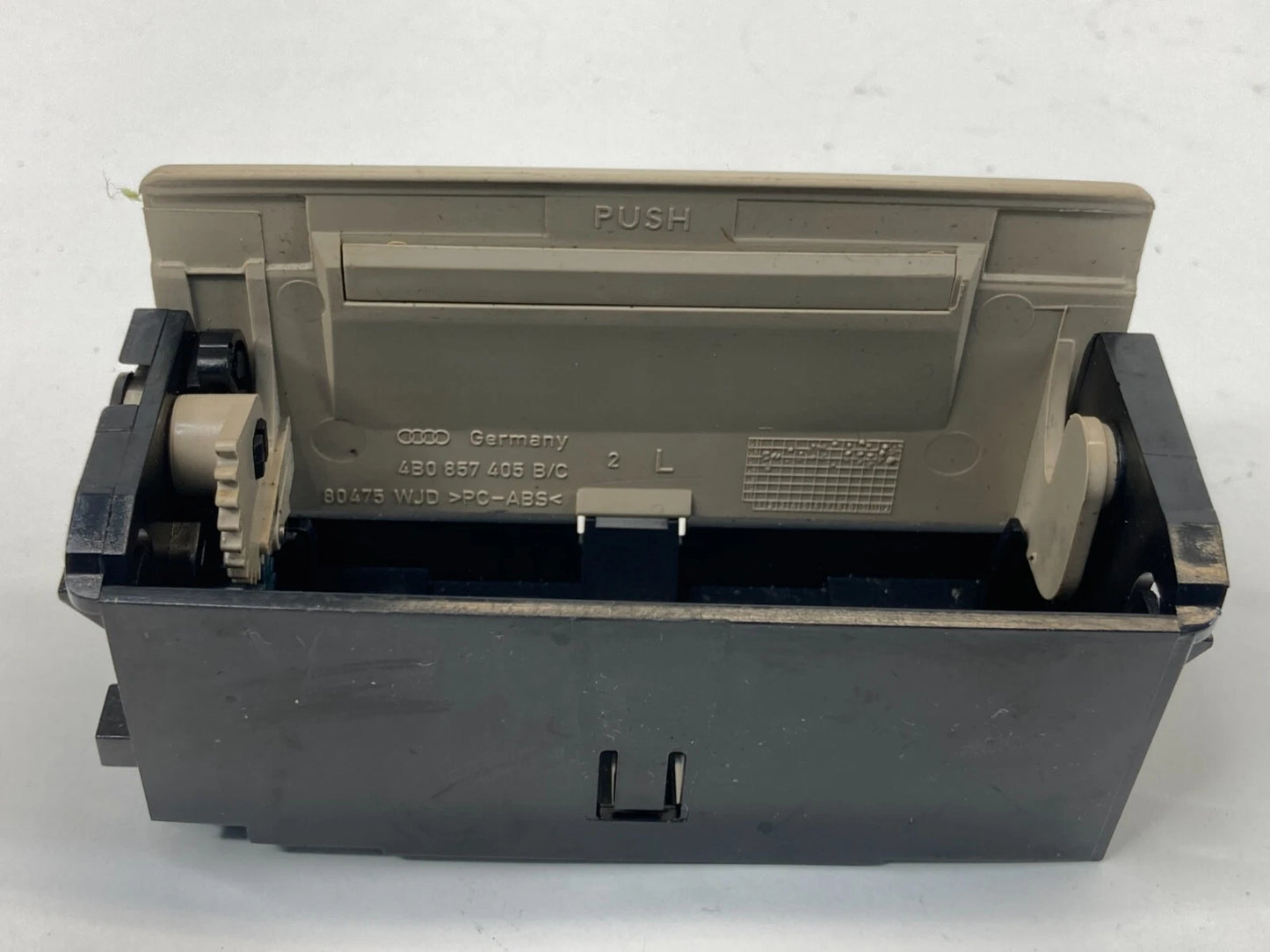 07 08 09 10 11 AUDI A6 QUATTRO REAR LEFT DOOR INTERIOR ASHTRAY 4B0857405B OEM