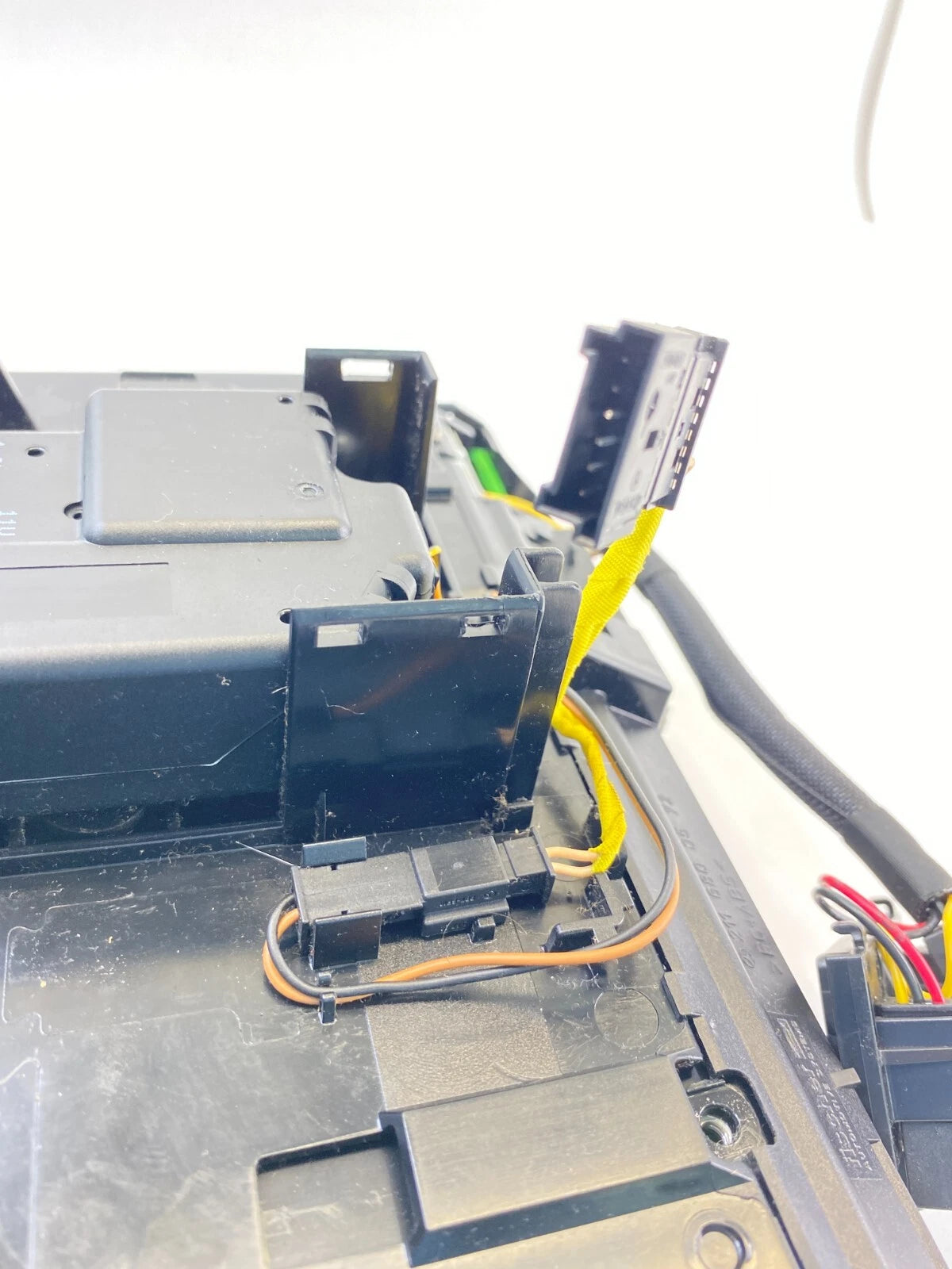 2003-2006 MERCEDES-BENZ E500 DASH HAZARD SWITCH CONTROL PANEL OEM A2116800572