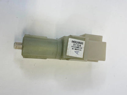 2008 2009 2010 SATURN VUE BRAKE LIGHT STOP LAMP SWITCH 96628565 OEM