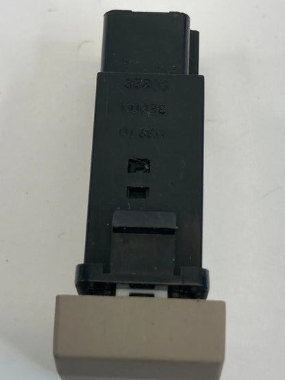 2003-2006 KIA SORENTO DASH CRUISE CONTROL SWITCH BUTTON 93210-3E000 OEM