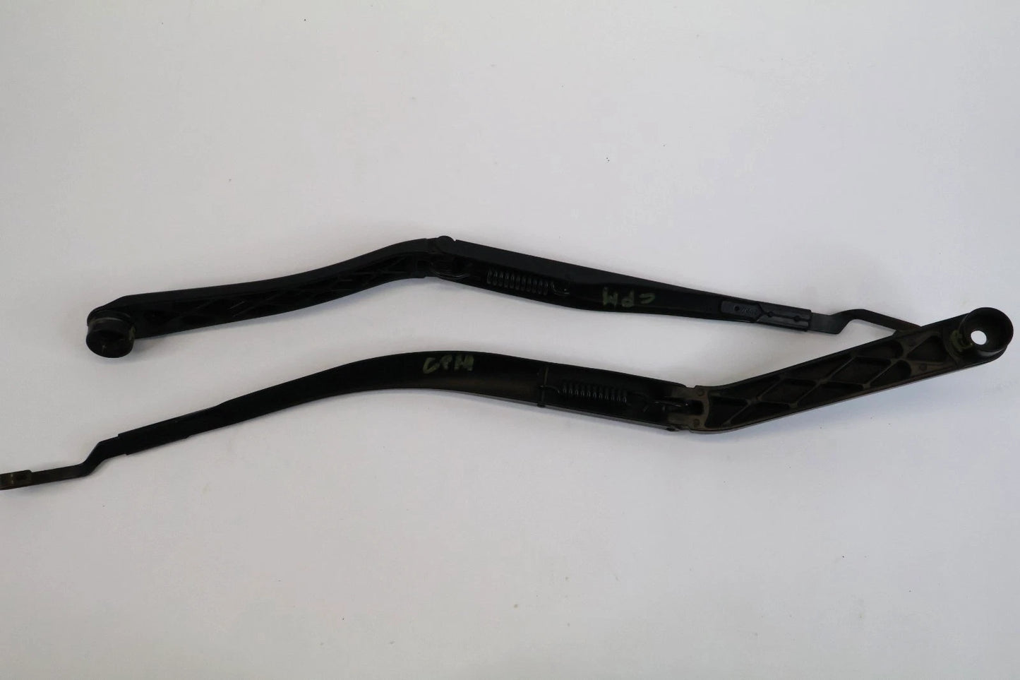 2007-2011 TOYOTA CAMRY FRONT WINDSHIELD WIPER ARMS SET PAIR LEFT & RIGHT OEM