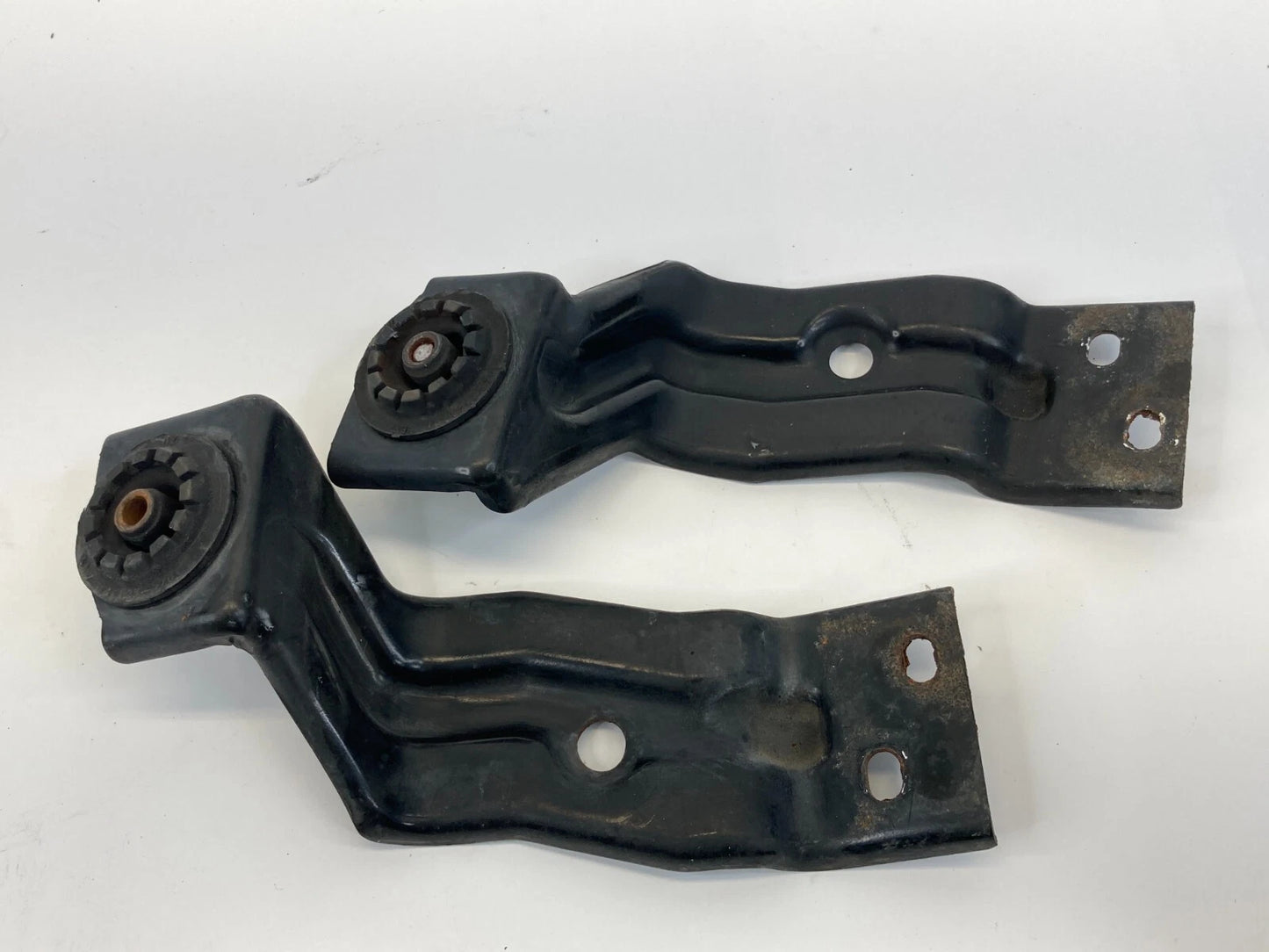 2003-2006 ACURA MDX RADIATOR BRACKET MOUNT SUPPORT LEFT & RIGHT PAIR OEM
