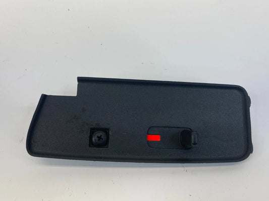 1998-2004 CHEVROLET S10 INNER DOOR REAR RIGHT HANDLE BEZEL W/ LOCK KNOB 15689174