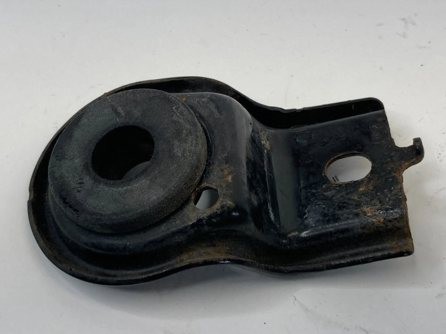 1999-2004 99-04 HONDA ODYSSEY RADIATOR UPPER TOP MOUNT SUPPORT BRACKET OEM