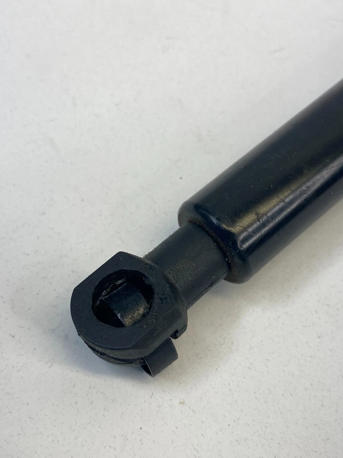 2007-2012 BMW 328I REAR TRUNK HATCH LIFTGATE SUPPORT SHOCK STRUT LIFT CYLINDER