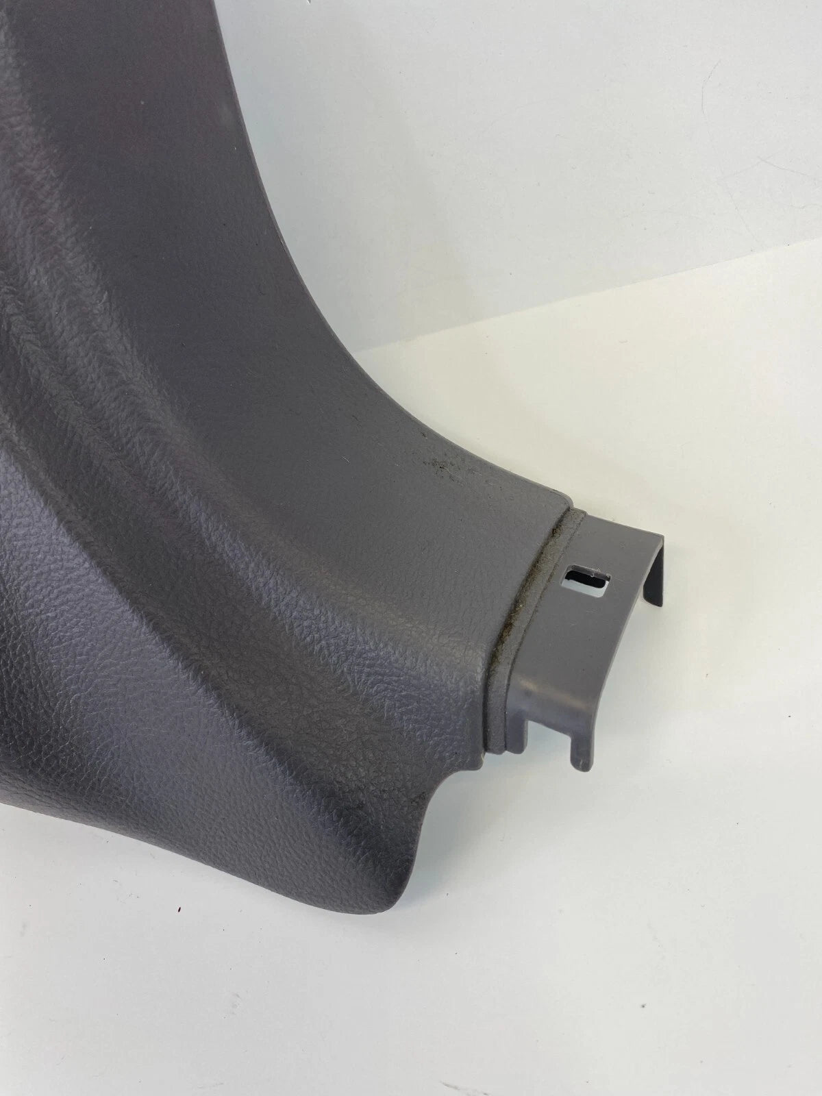 2000-2005 TOYOTA CELICA RIGHT PASSENGER SIDE KICK PANEL COWL TRIM 62111-20290