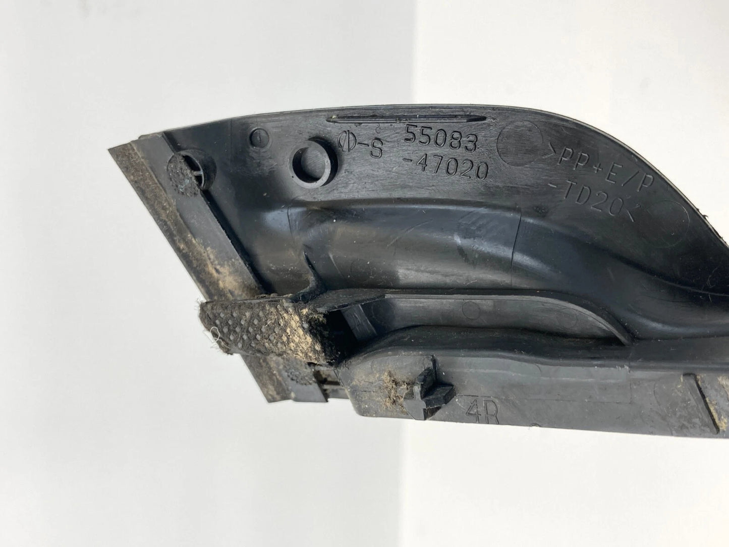 2010-2015 TOYOTA PRIUS FRONT RIGHT UPPER FENDER COWL VENT COVER 55083-47020 OEM