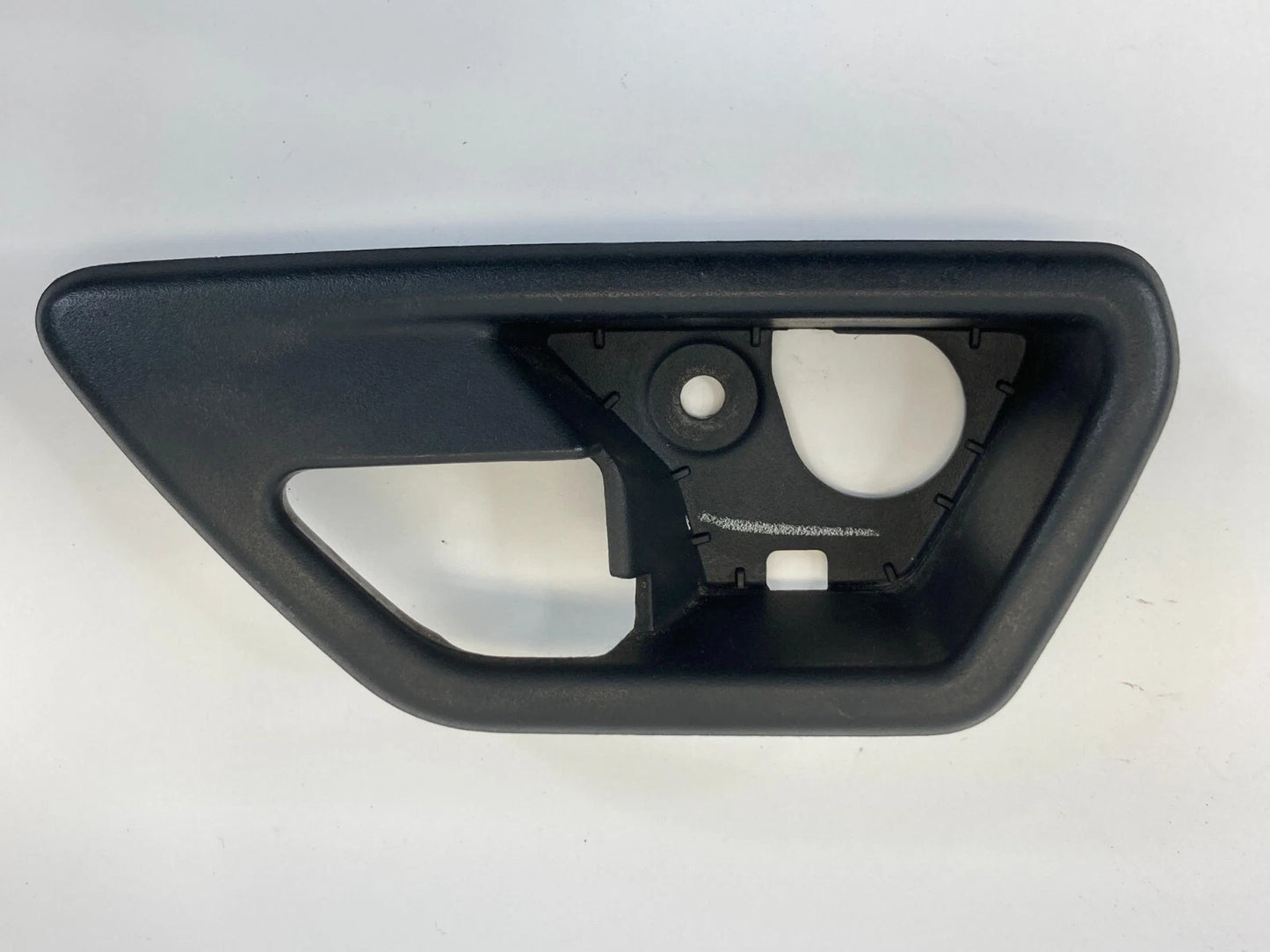 2009 2010 DODGE JOURNEY REAR LEFT INTERIOR DOOR HANDLE BEZEL 100000257 OEM