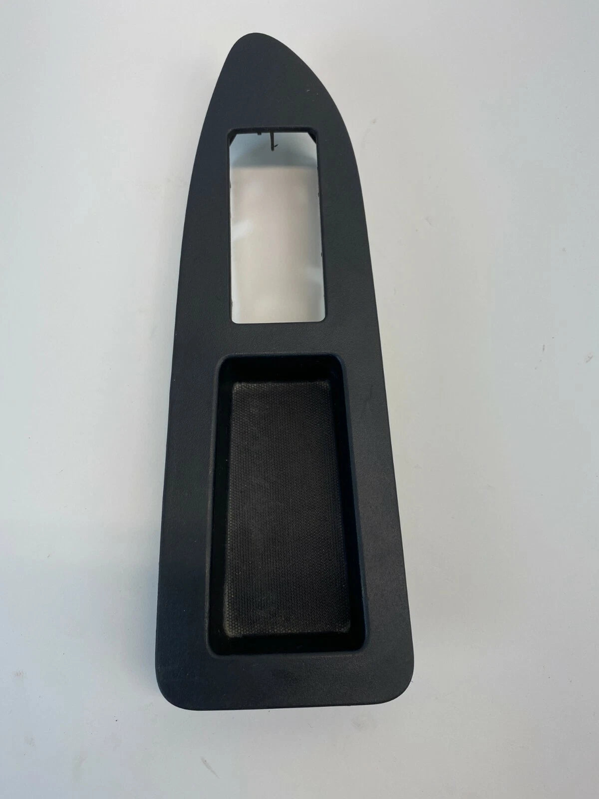 2006-2010 DODGE CHARGER FRONT RH WINDOW SWITCH COVER BEZEL PANEL OEM 100010656