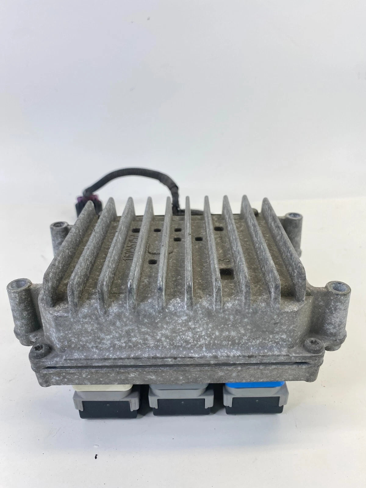 2003-2005 GMC ENVOY XL 4.2L ENGINE COMPUTER ECM ECU WITH WIRE 12574976 OEM