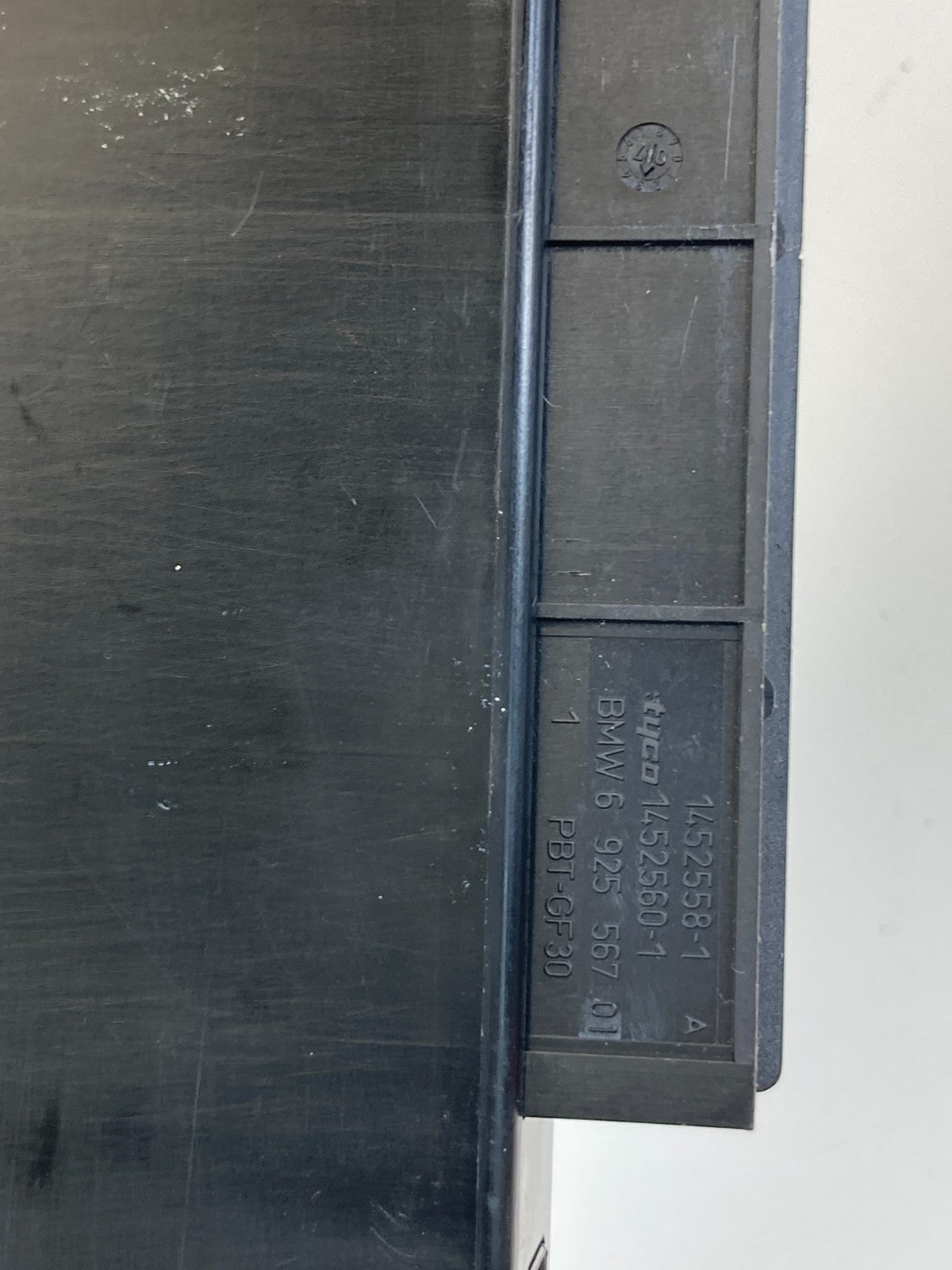 2007 2008 BMW 328xi Body Control Module Junction Box BCM 61359176880 OEM