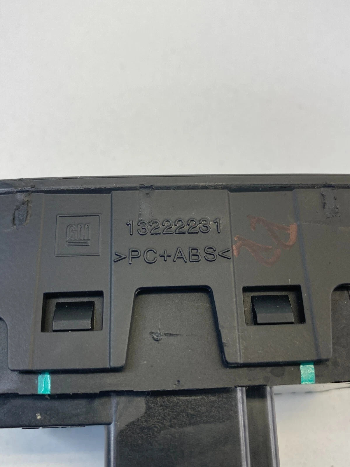 2011 BUICK REGAL REAR RIGHT SIDE DOOR WINDOW SWITCH W/ BEZEL TRIM 13222231 OEM