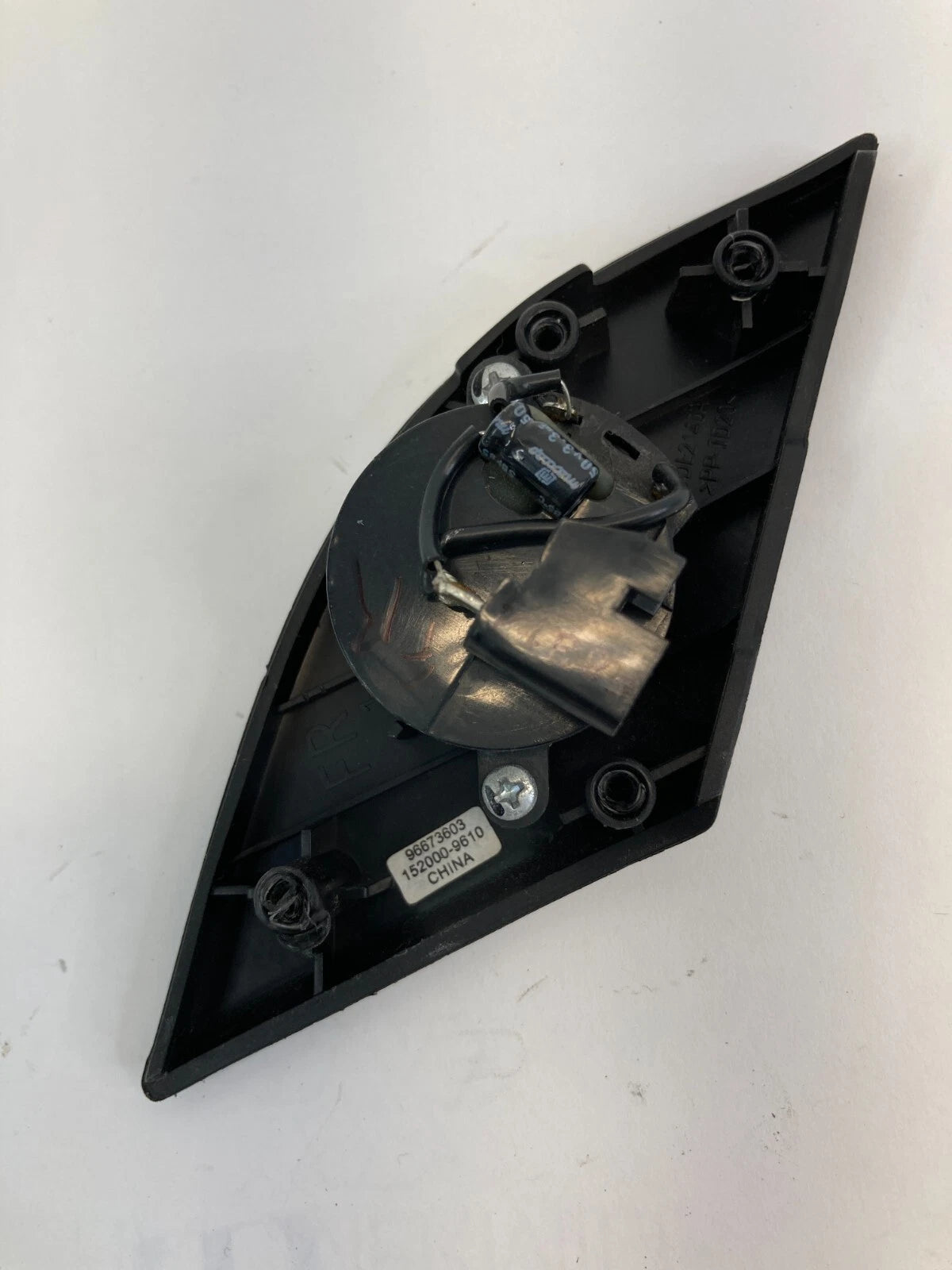 08-10 SATURN VUE FRONT RIGHT SIDE DOOR AUDIO TWEETER W/ COVER GRILLE 96673603