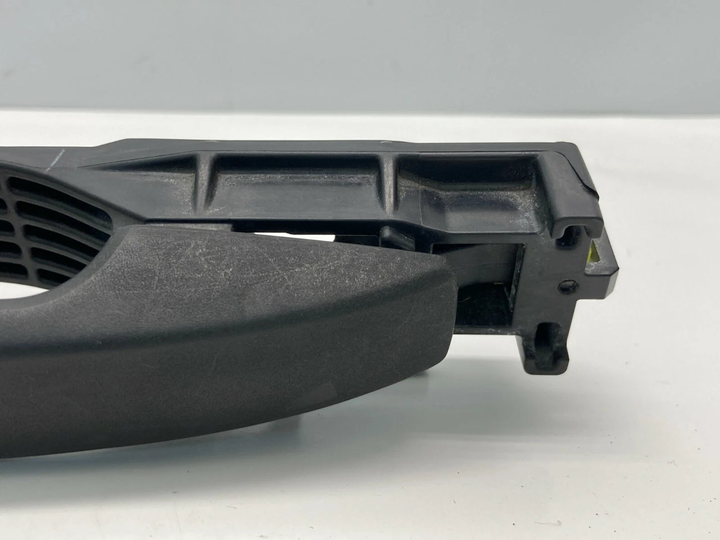2008-2014 SUBARU IMPREZA WAGON REAR RIGHT SIDE OUTER EXTERIOR DOOR HANDLE OEM