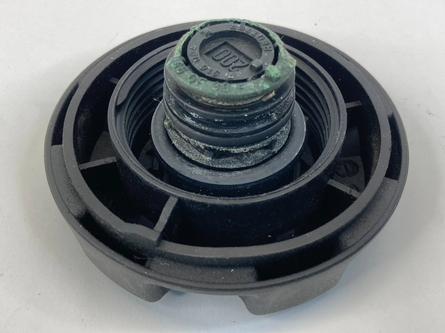 04 05 06 07 BMW 530I RADIATOR COOLANT EXPANSION TANK CAP LID COVER 7516004