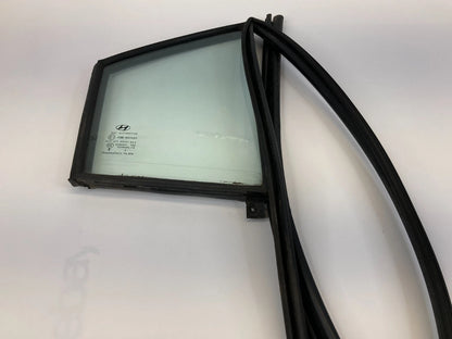 06-11 HYUNDAI ACCENT SEDAN REAR RIGHT SIDE DOOR WINDOW FIXED VENT QUARTER GLASS