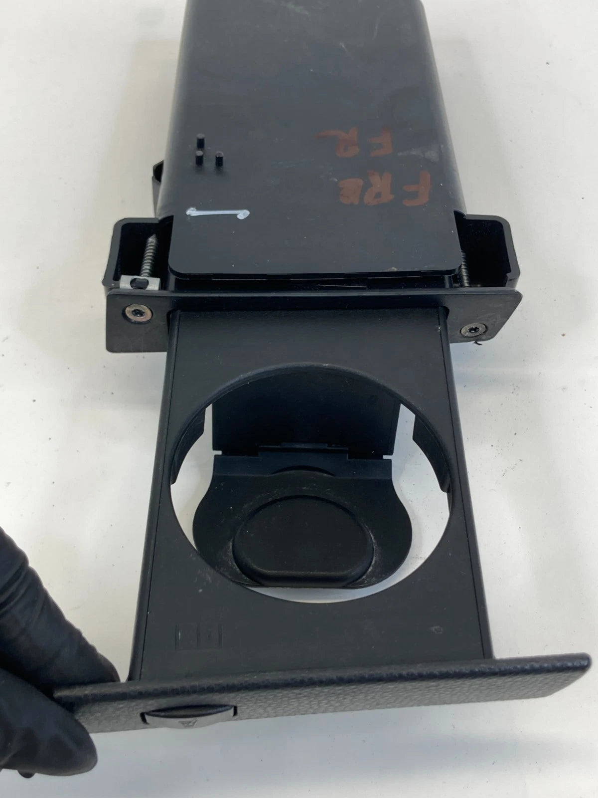 2004-2007 BMW 525I 530I DASH RIGHT CUP HOLDER INSERT ASSEMBLY 5145-7-063-411 OEM