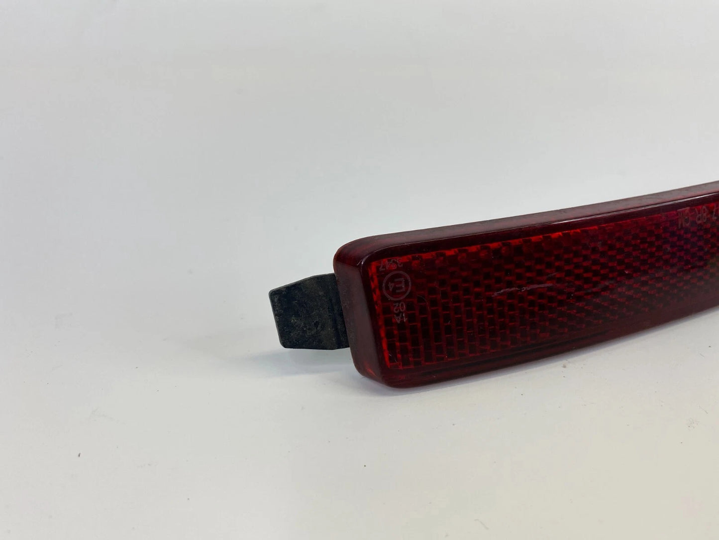 09-12 CHEVROLET TRAVERSE REAR BUMPER RIGHT SIDE REFLECTOR LAMP TRIM 25881882 OEM