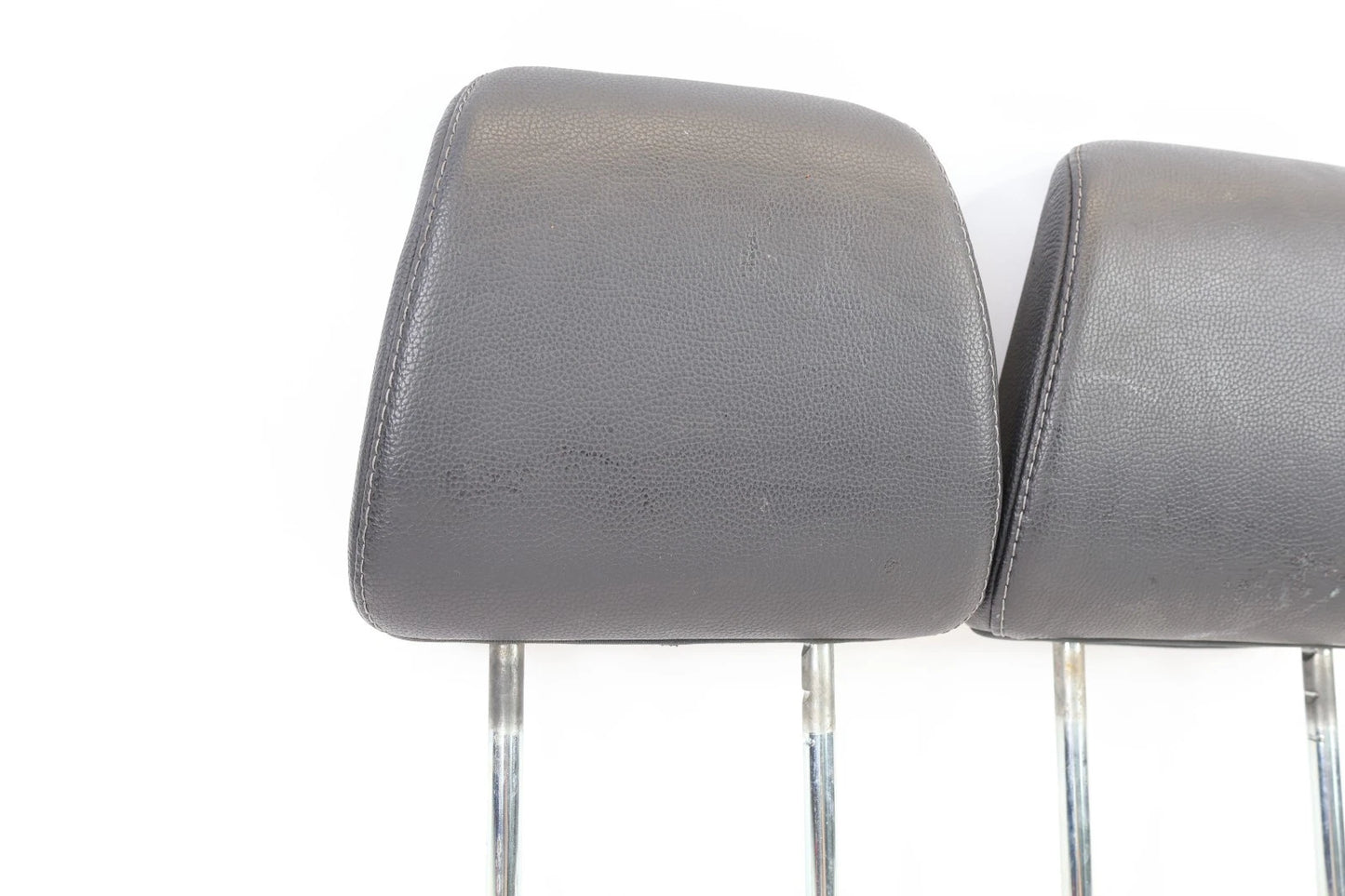 16-22 HONDA PILOT PAIR REAR SECOND ROW HEADRESTS LEFT RIGHT BLACK LEATHER OEM