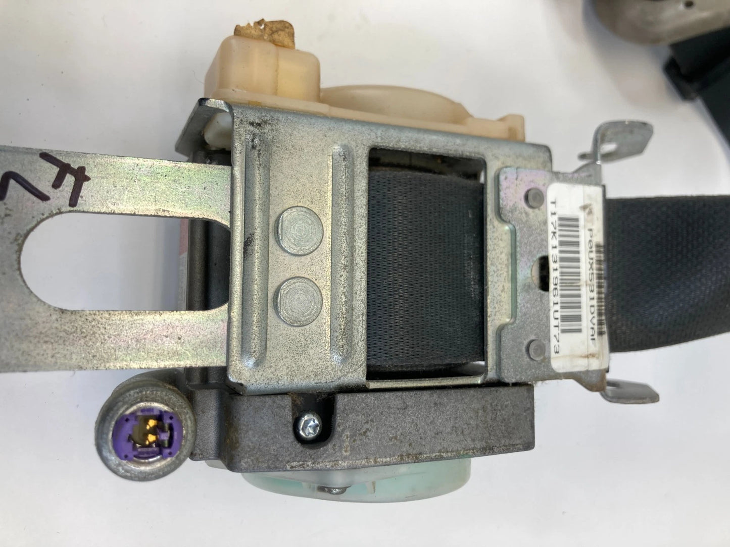 2008-2010 DODGE CHARGER FRONT LEFT DRIVER SIDE SEAT RETRACTOR P0UX531DVAF