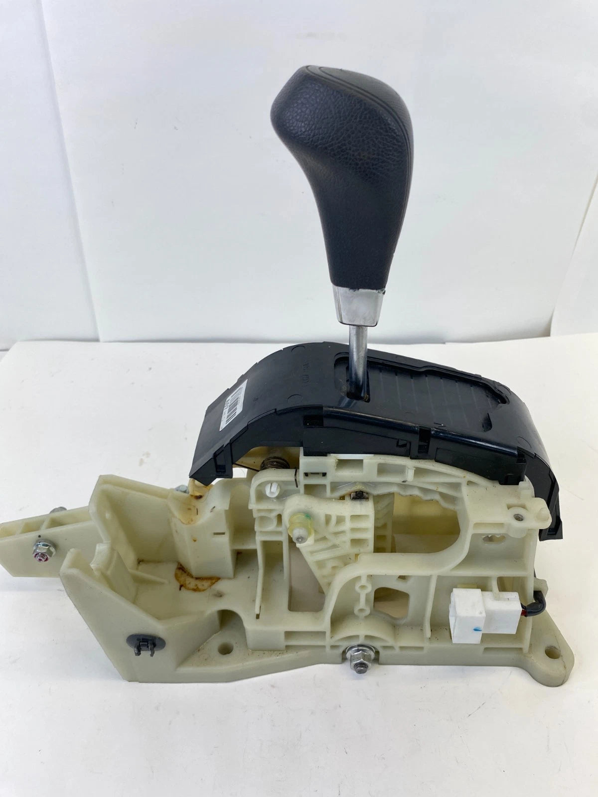 12-14 HYUNDAI ACCENT AT FLOOR SHIFTER SHIFT SELECTOR LEVER HANDLE 467001R220 OEM