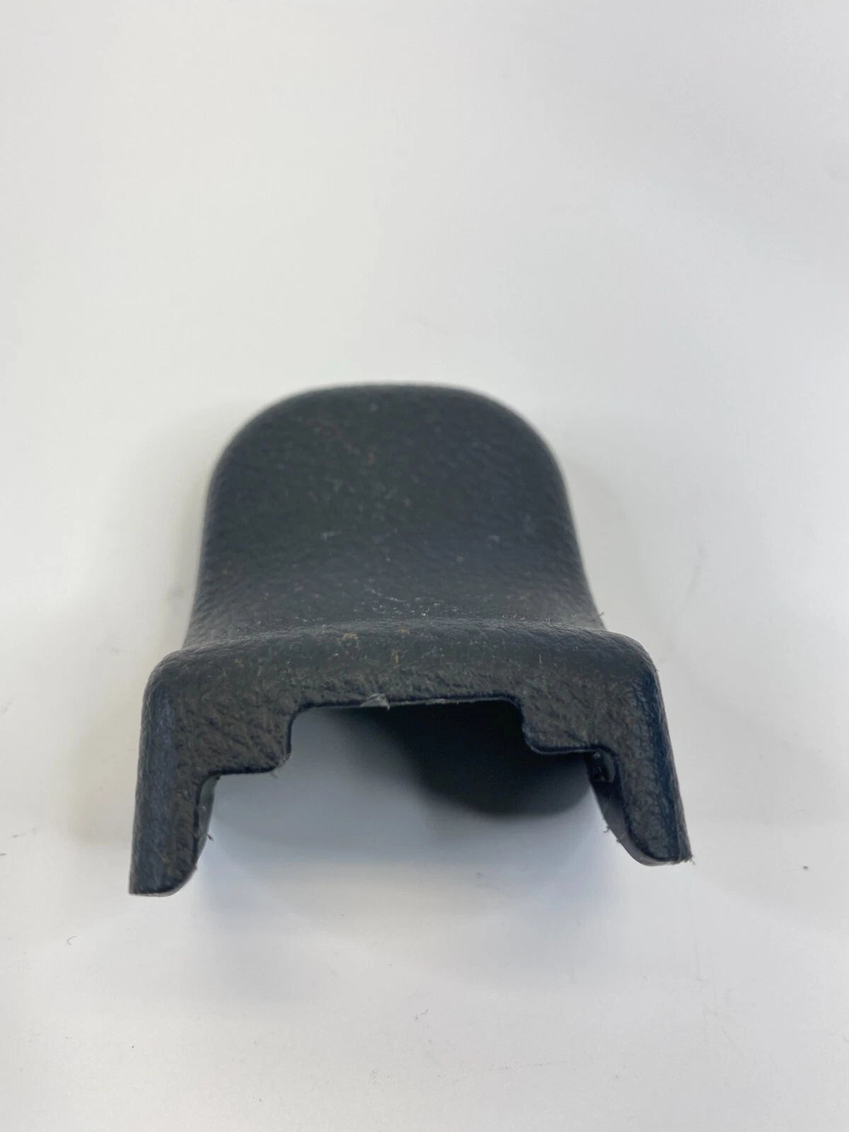 07-09 HYUNDAI SANTA FE FRONT LEFT SEAT RIGHT SIDE TRACK END COVER 88097-2B200