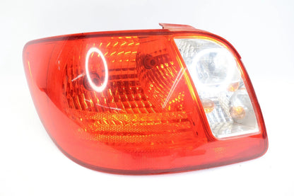 2006-2011 KIA RIO SEDAN REAR LEFT DRIVER SIDE TAIL LIGHT TAILLIGHT TAIL LAMP