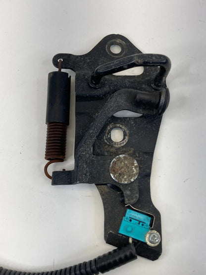 2006-11 LEXUS GS350 GS450H GS460 REAR TRUNK DECK LID LOCK LATCH STRIKE PLATE