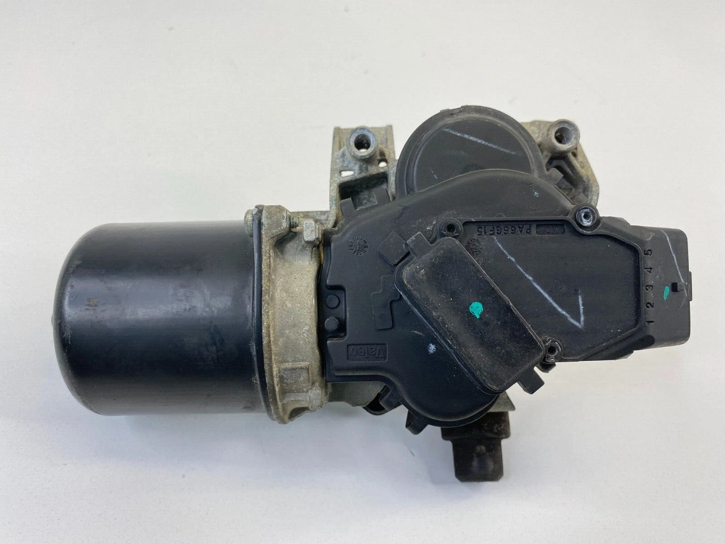 12 13 14 15 16 17 18 19 20 CHEVROLET SONIC FRONT WINDSHIELD WIPER MOTOR ASSY OEM