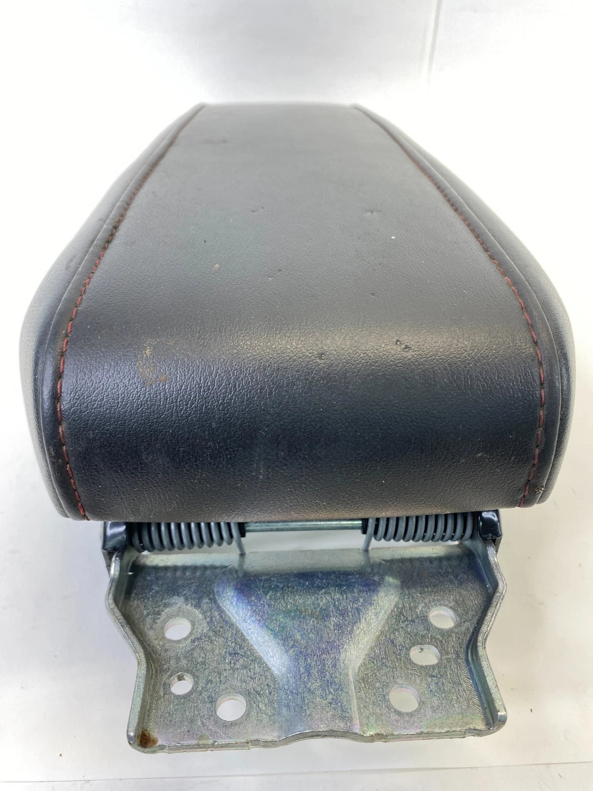 2010-2015 CHEVROLET EQUINOX FRONT CENTER CONSOLE ARMREST LID ARM REST ASSY OEM