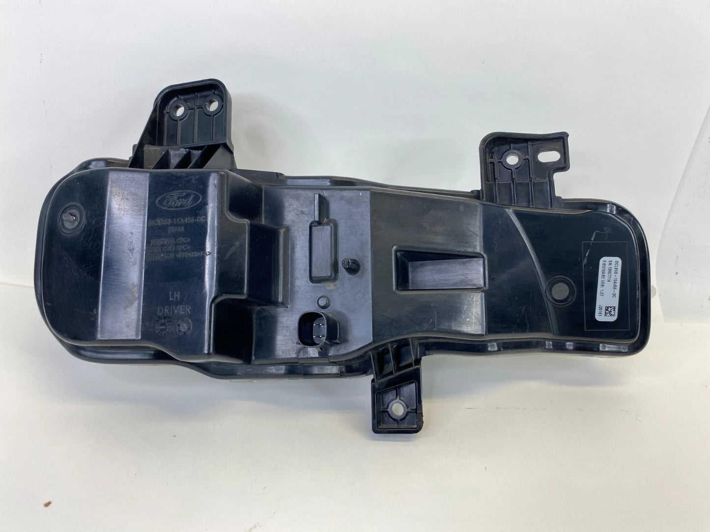 2018 2019 FORD EXPLORER POLICE INTERCEPTOR UTILITY LEFT DRIVER FOG LIGHT LAMP