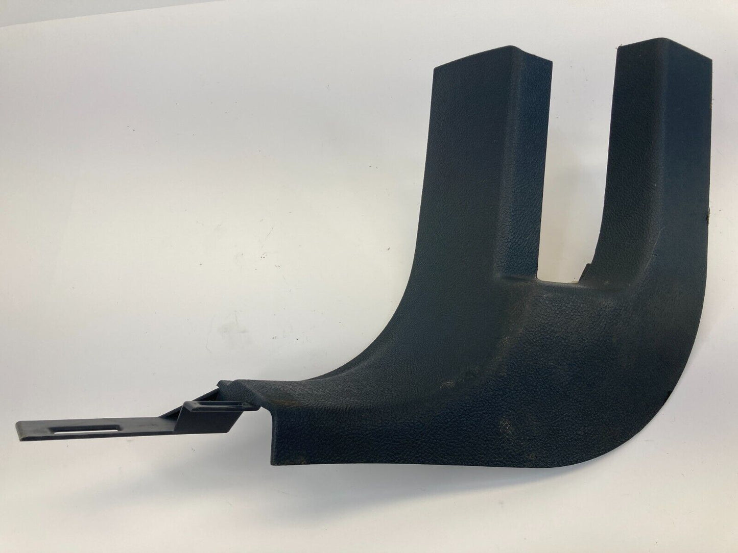 2006-2011 Cadillac DTS Left Driver Side Cowl Kick Panel Trim Cover 15282283 OEM