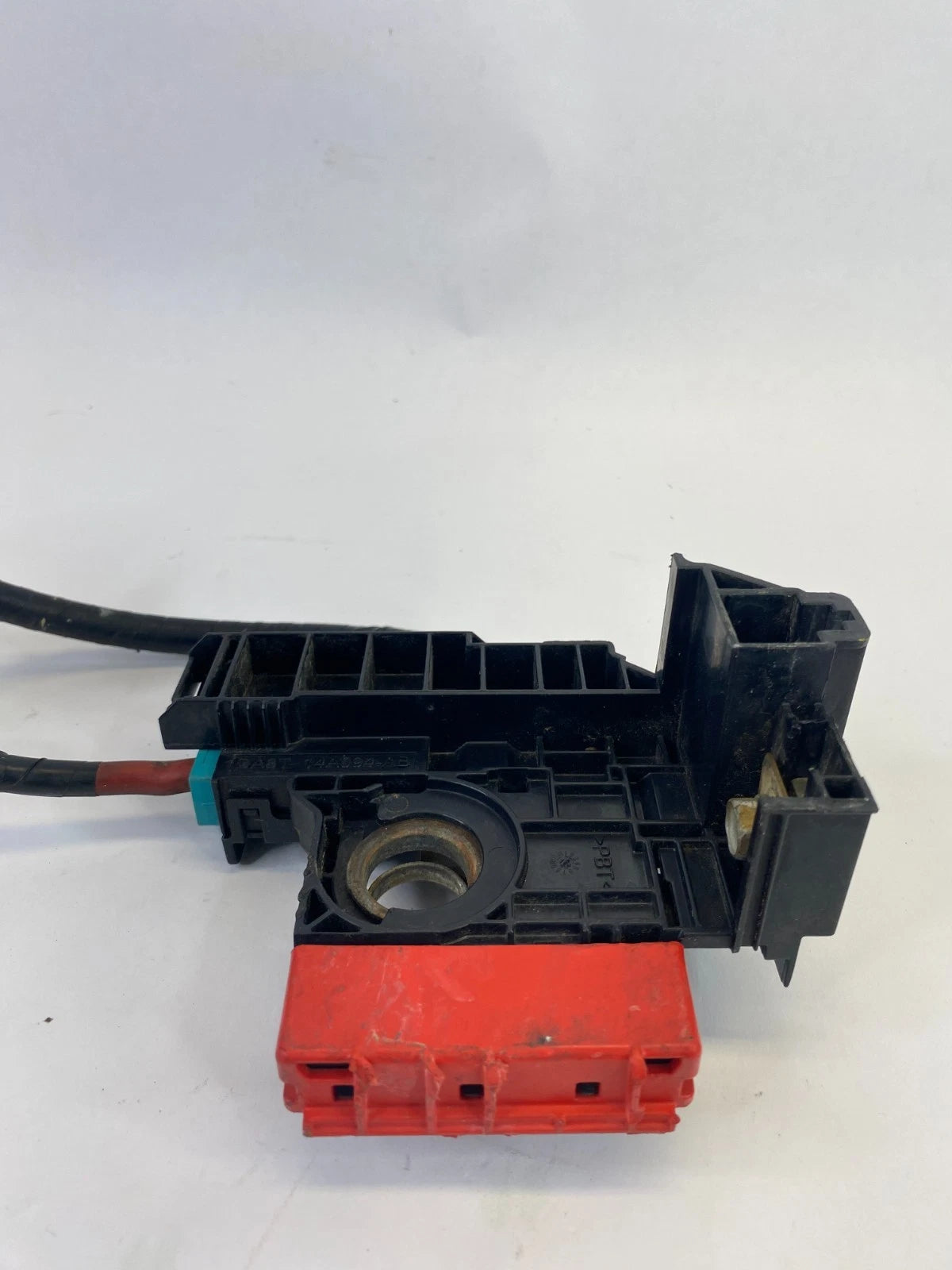 2011-2015 FORD EXPLORER POSITIVE BATTERY CABLE FUSE TERMINAL END BB5T-14A094-AB