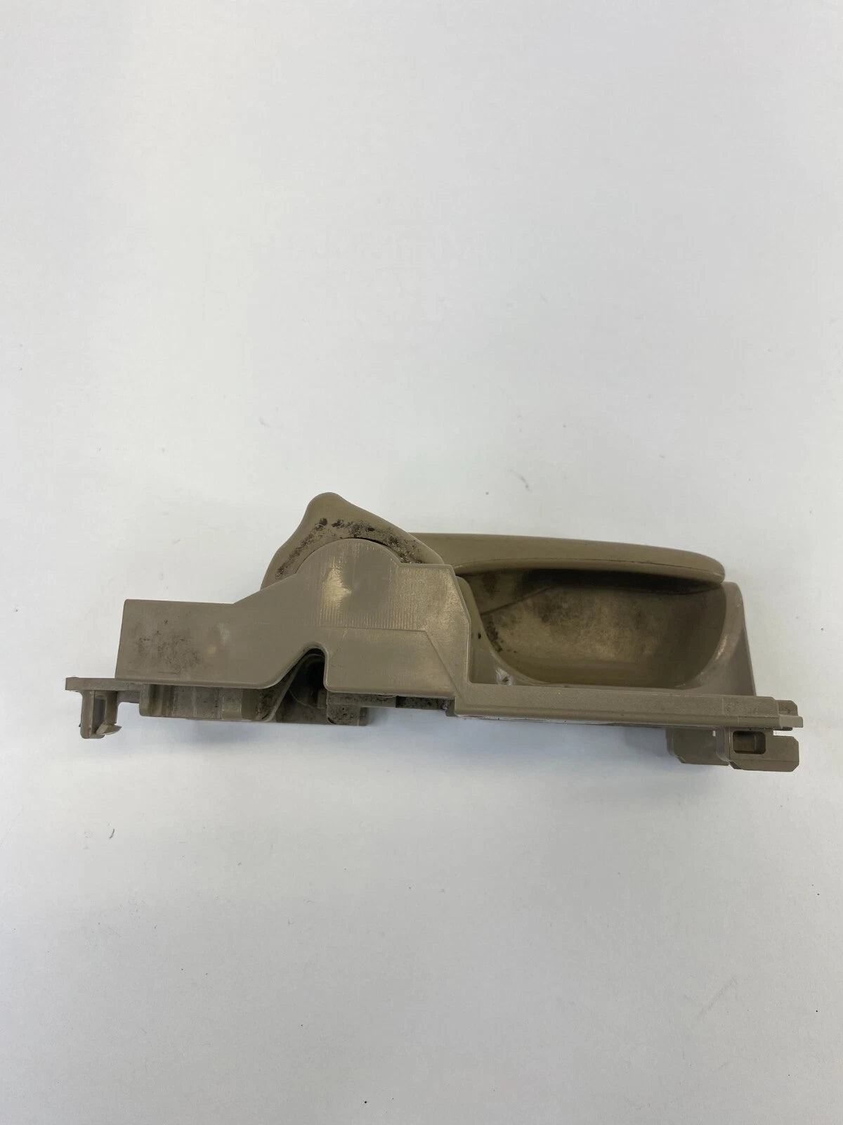 2003-2008 TOYOTA COROLLA FRONT RIGHT SIDE INTERIOR DOOR HANDLE 69273-02020 OEM