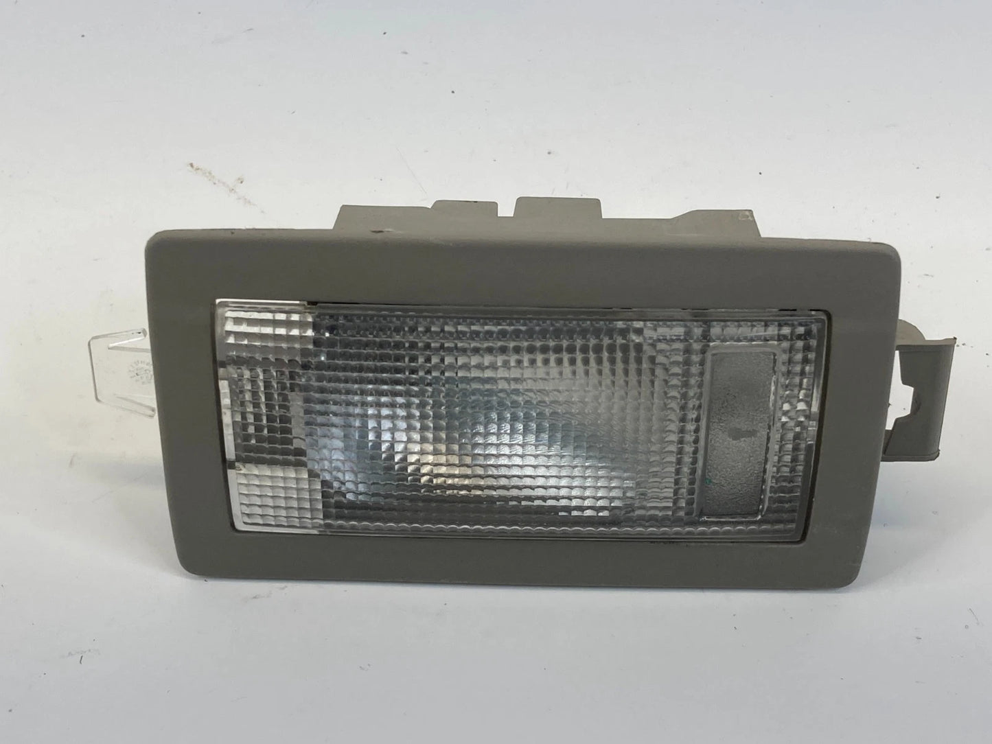 2007-2014 FORD EXPEDITION REAR ROOF UPPER DOME LIGHT LAMP 7L14-13A70-A