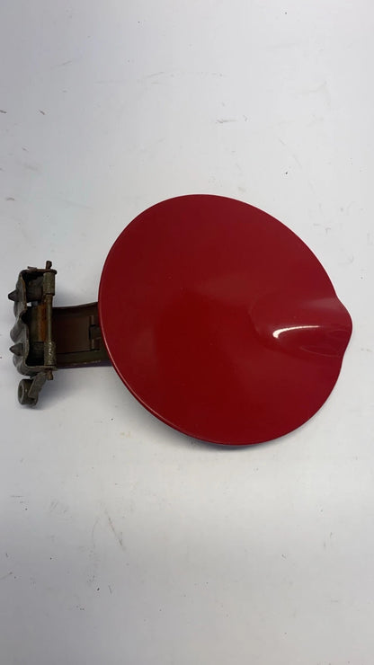 99 00 01 02 03 04 05 PONTIAC GRAND AM SEDAN FUEL TANK FILLER DOOR GAS LID OEM