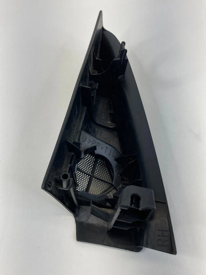2004-2009 TOYOTA PRIUS FRONT RIGHT SIDE INNER CORNER SPEAKER COVER 67491-47020