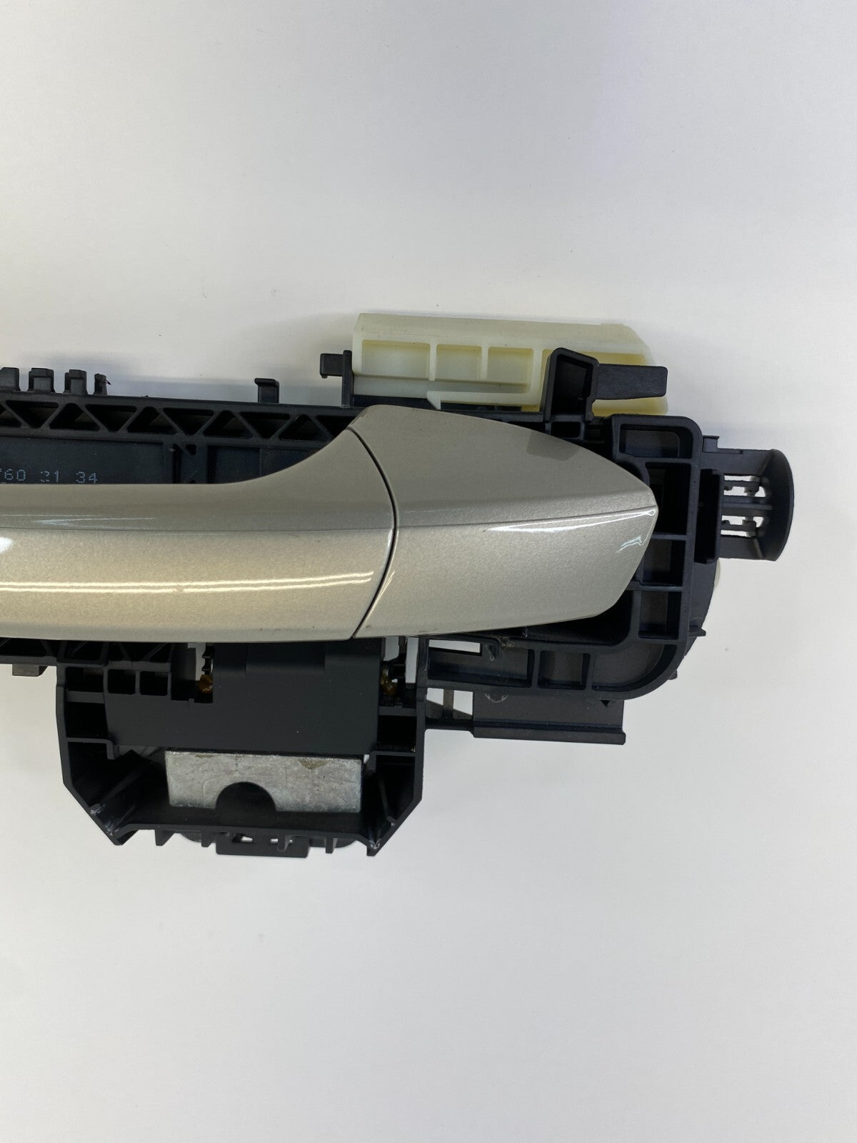 2006-2016 Mercedes-Benz E350 Rear Left Back Exterior Door Handle A204-760-21-34
