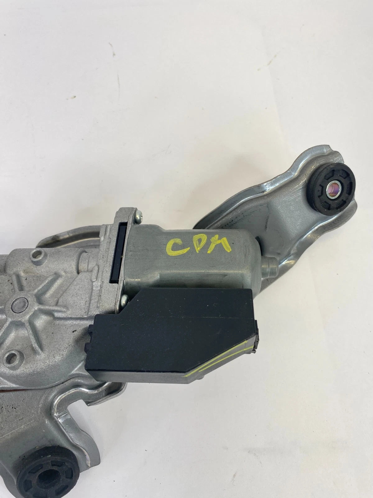 2009-2012 TOYOTA VENZA REAR BACK WIPER MOTOR ASSEMBLY 85080-0T010 OEM