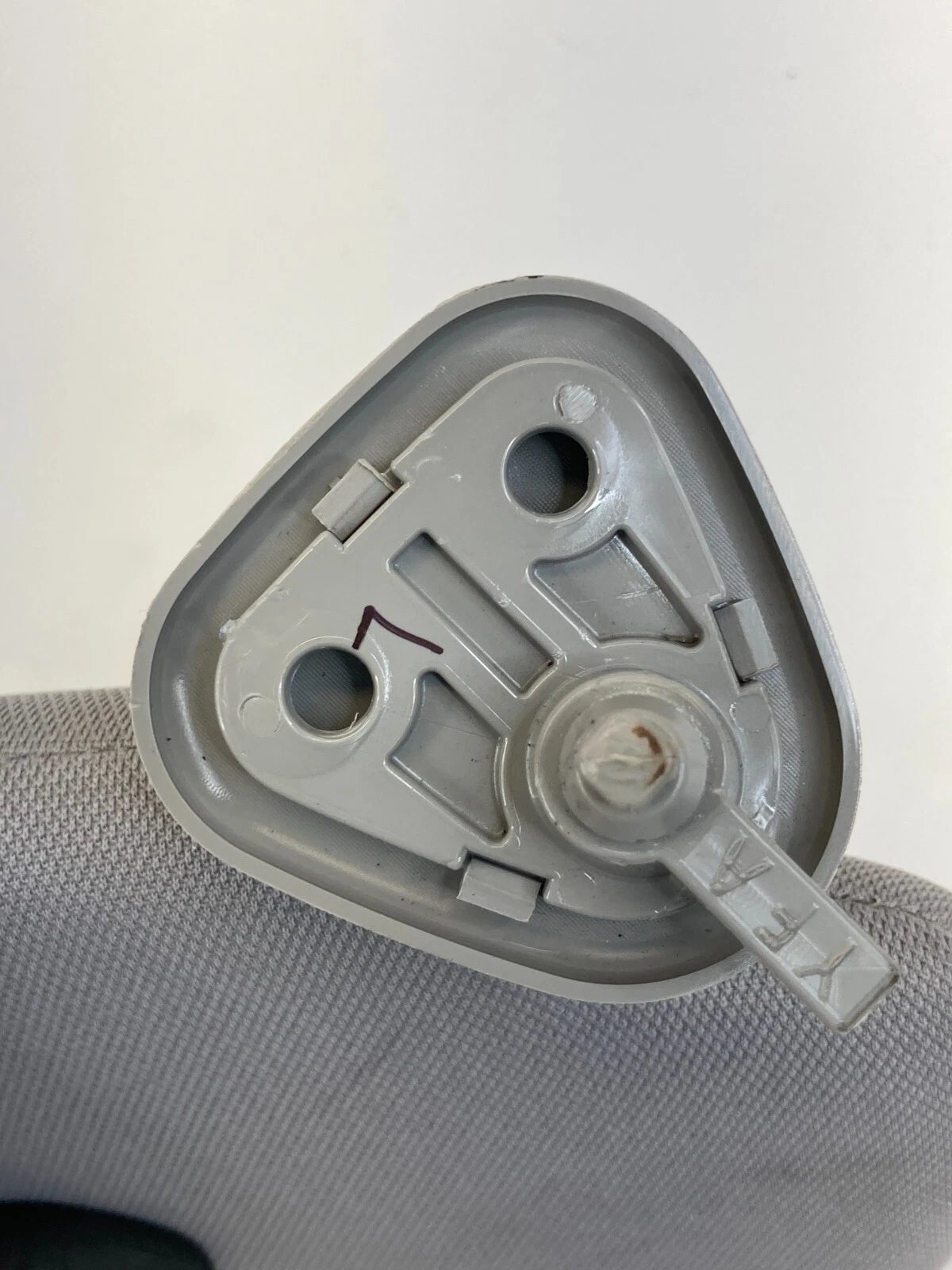 2011-2014 HYUNDAI SONATA LEFT DRIVER SUNVISOR SUN VISOR CLOTH GRAY OEM