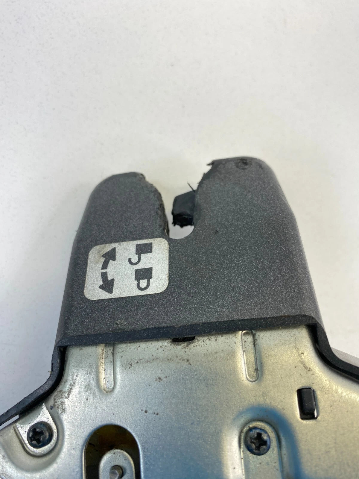 2011-2014 HYUNDAI SONATA SEDAN REAR TRUNK LOCK LATCH RELEASE ACTUATOR