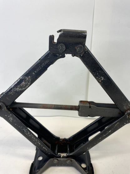 2003-2007 CADILLAC CTS SPARE TIRE JACK LUG WRENCH TOOL KIT CARRIER 25742390 OEM