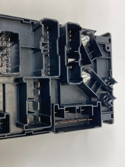 2006-2009 Subaru Outback Legacy 2.5L Engine Fuse Relay Box Block 82241AG00E OEM