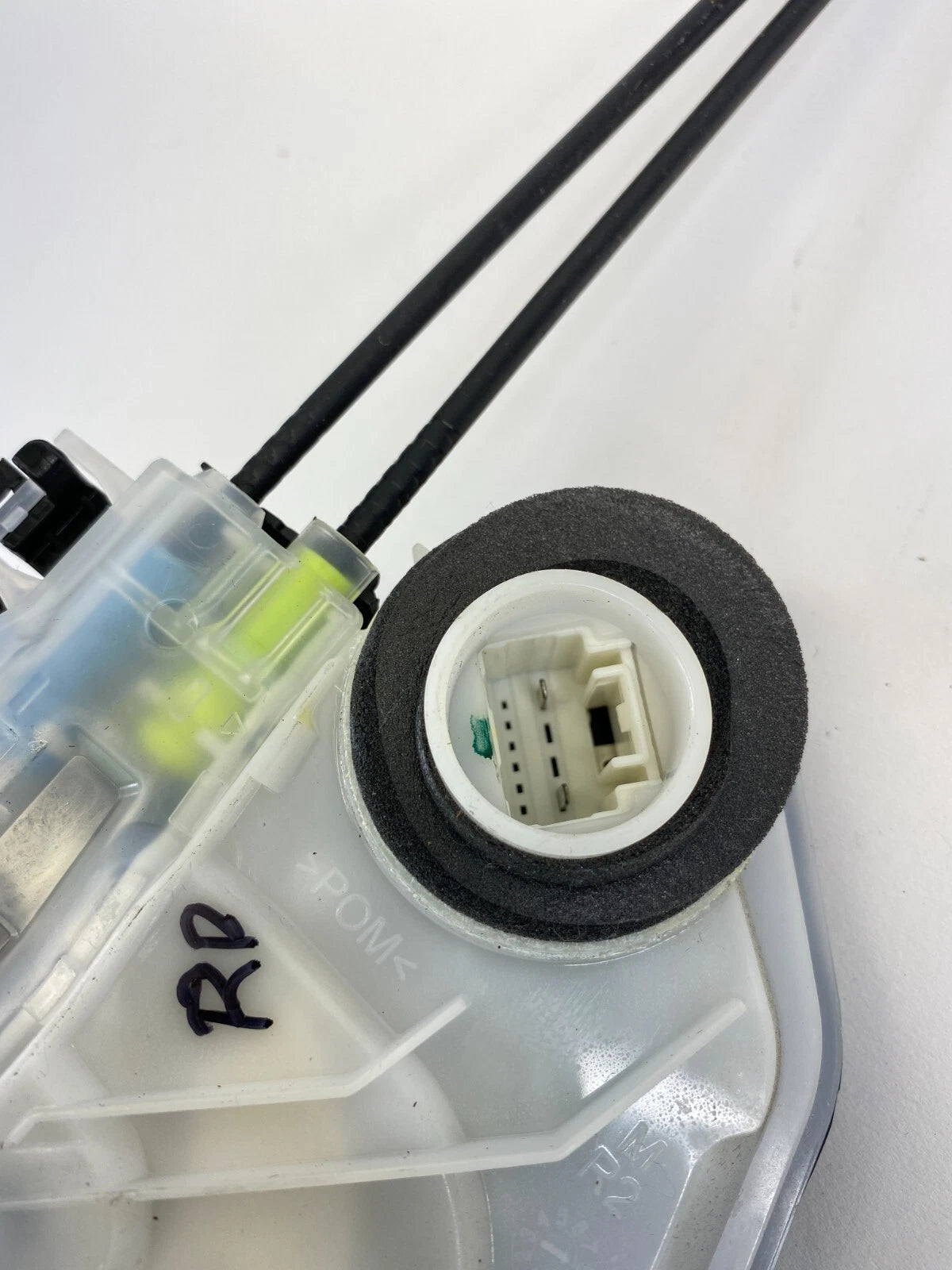 2014-2019 TOYOTA COROLLA REAR RIGHT SIDE DOOR LOCK LATCH ACTUATOR ASSEMBLY OEM