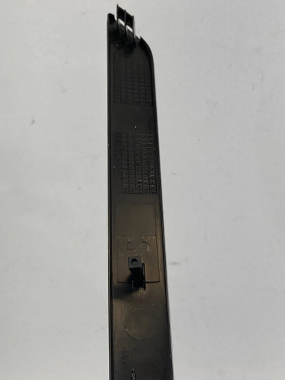 2010 10 VW VOLKSWAGEN PASSAT REAR LEFT DOOR MOLDING BEZEL TRIM COVER 1K4-867-449