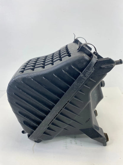 11-15 Kia Optima 2.4L FWD Air Filter Intake Cleaner Box Housing Assy 28110-3Q100