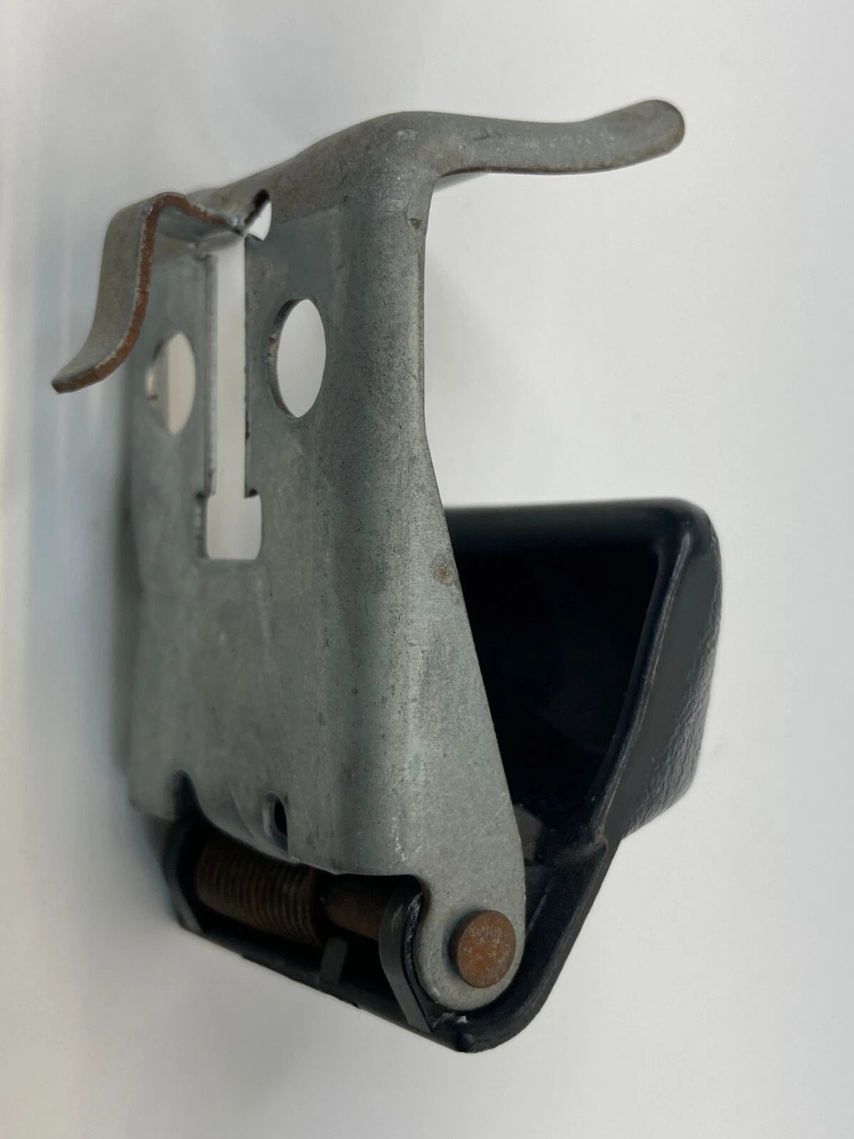 1996-2002 TOYOTA 4RUNNER FILLER GAS DOOR OPENER RELEASE HANDLE CONTROL LEVER
