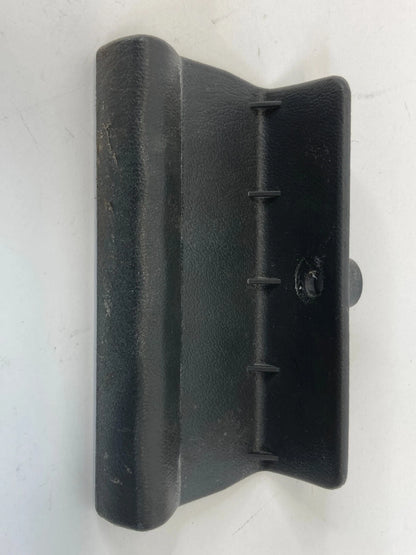 98-04 MITSUBISHI MONTERO SPORT TAILGATE LIFTGATE INSIDE PULL HANDLE MR456440 OEM